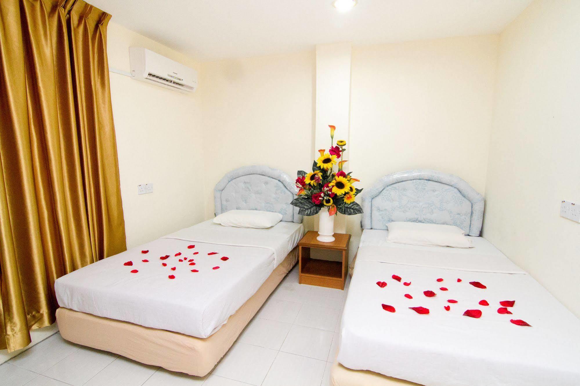 Silverwood Inn Miri Kültér fotó